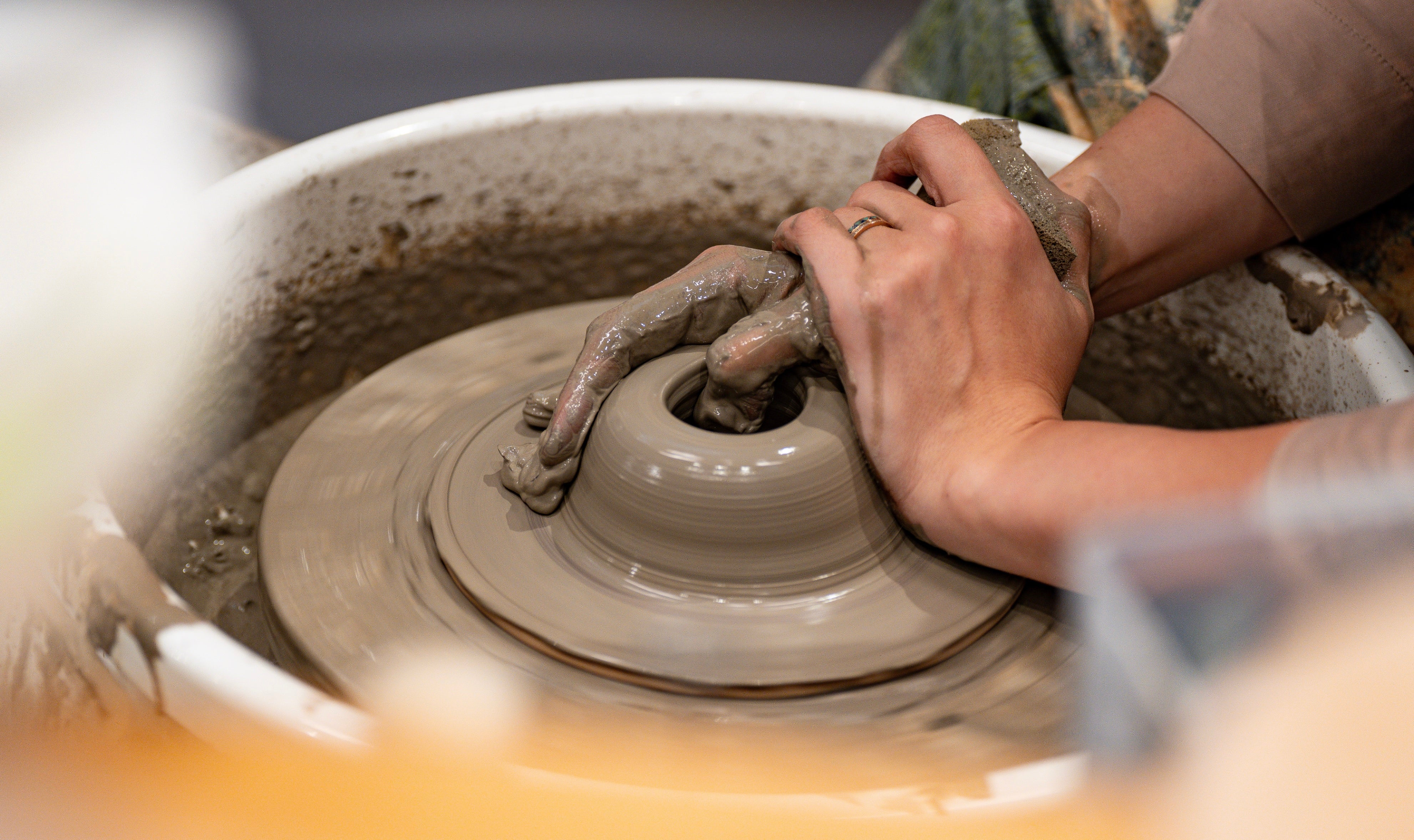 Introduction to Ceramics Course | دورة تمهيدية في الخزف